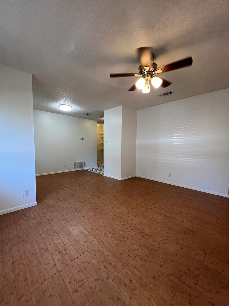 3403 Willowrun Cv - Photo 6