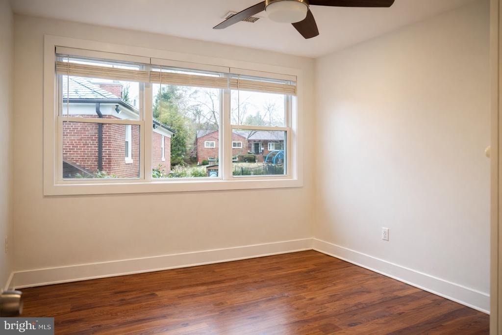 1633 Kalmia Road Nw - Photo 16