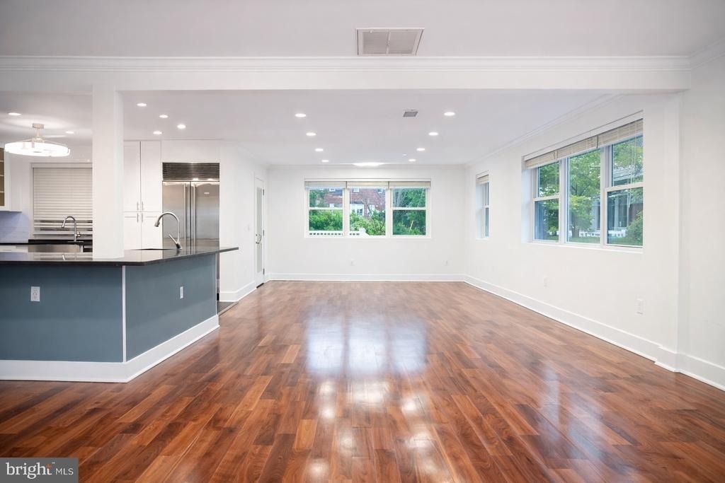 1633 Kalmia Road Nw - Photo 13