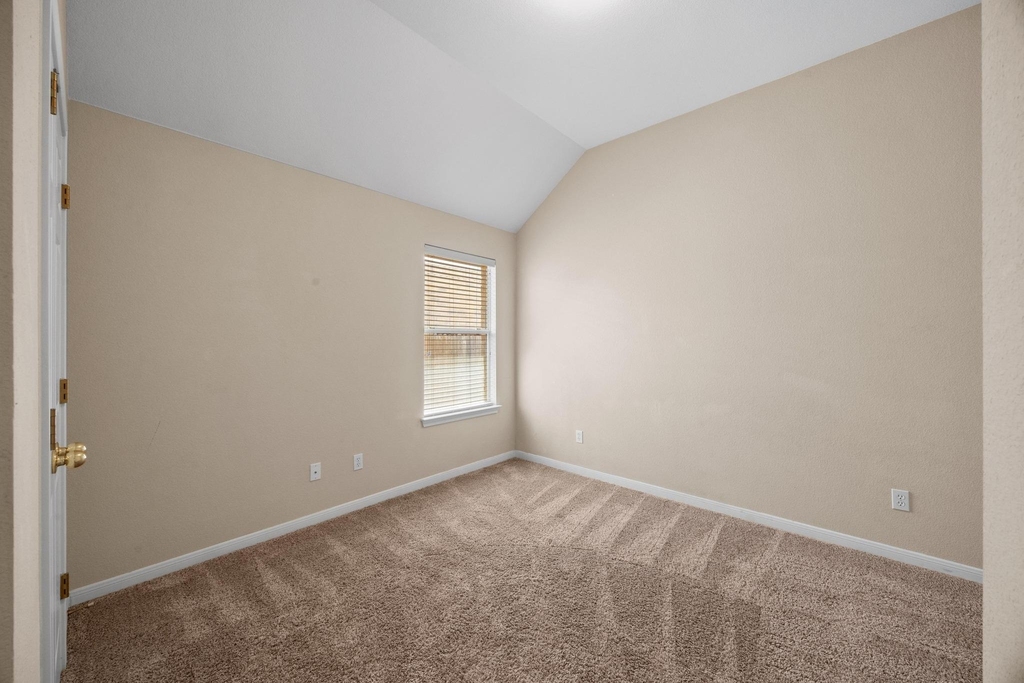 3808 Noe Ln - Photo 2