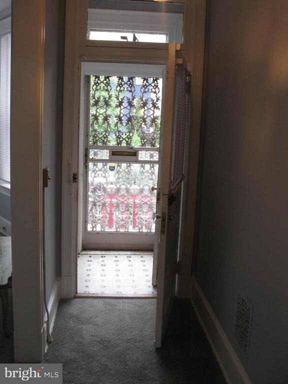 45 R Street Ne - Photo 1