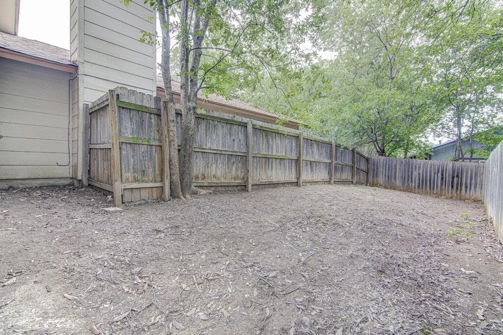 900 Sirocco Dr - Photo 17