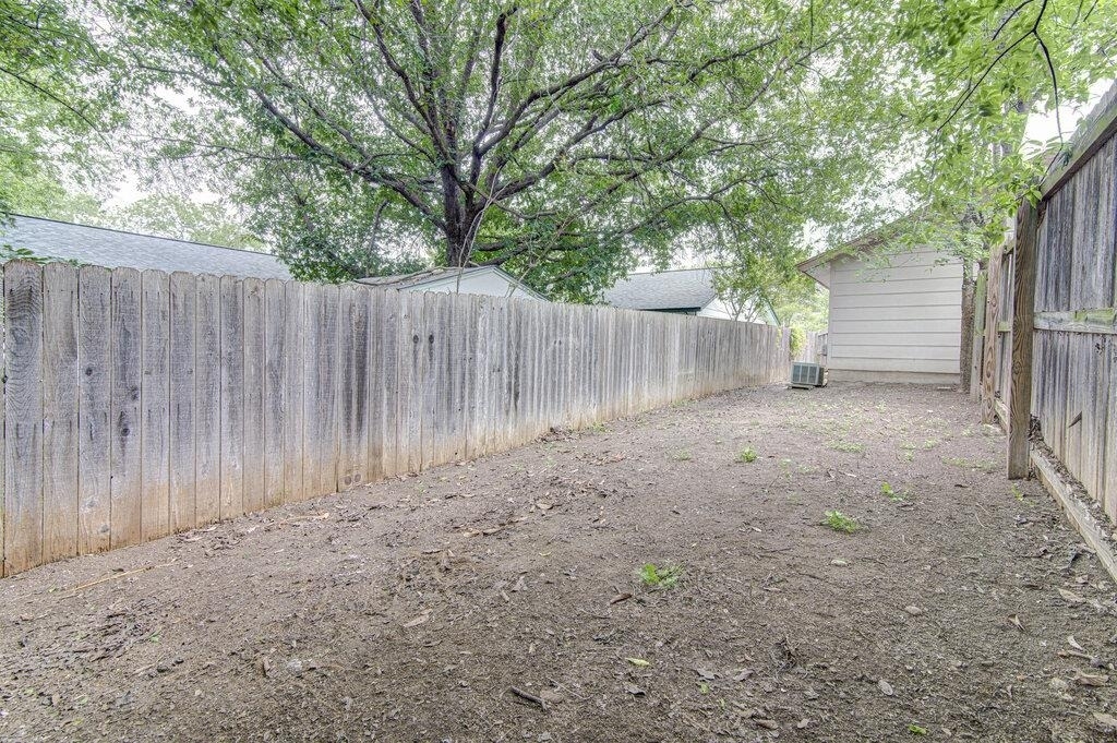 900 Sirocco Dr - Photo 18