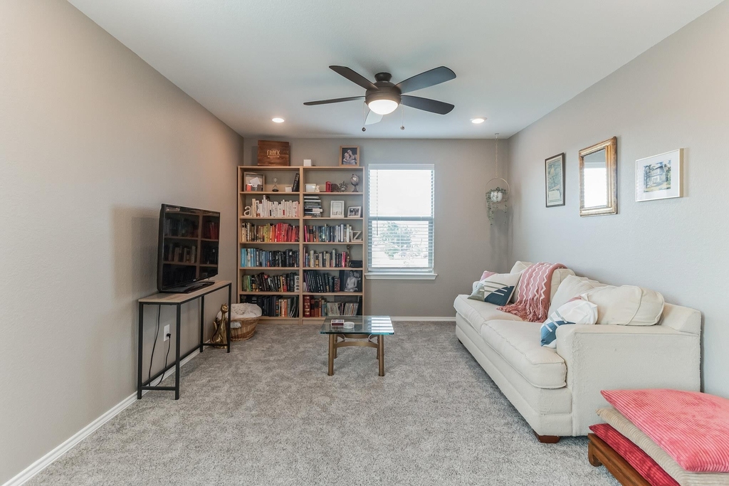 402 Thunder Valley Trl - Photo 16