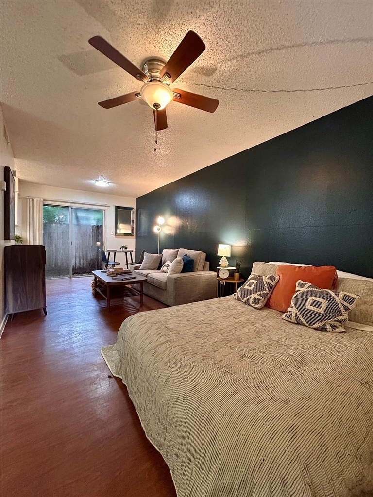 4209 Avenue B Ave - Photo 3