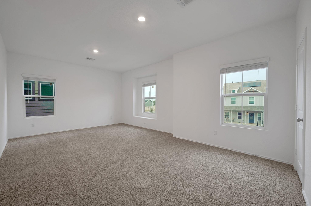 1433 Weatherford Ln - Photo 7