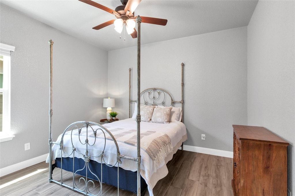8508 Glade Dr - Photo 15