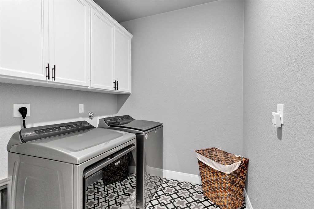 8508 Glade Dr - Photo 17