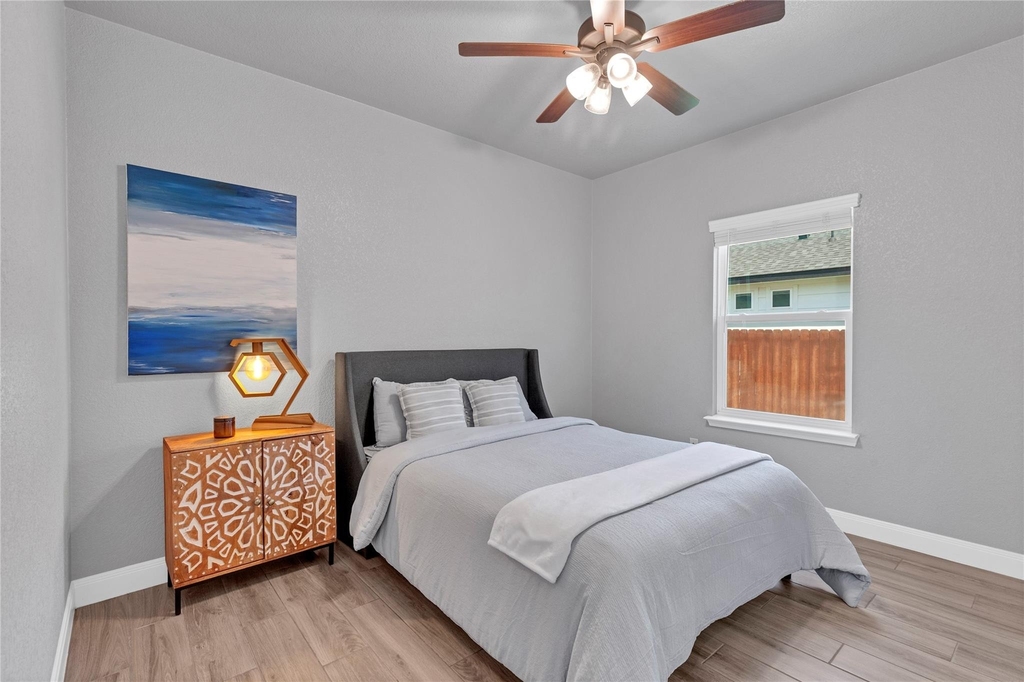 8508 Glade Dr - Photo 18