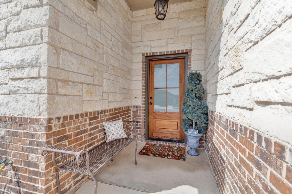 8508 Glade Dr - Photo 4