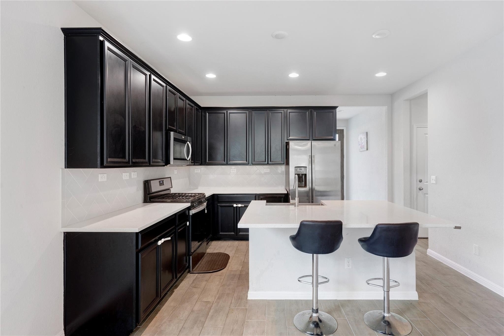 420 Winding Hollow Ln - Photo 3