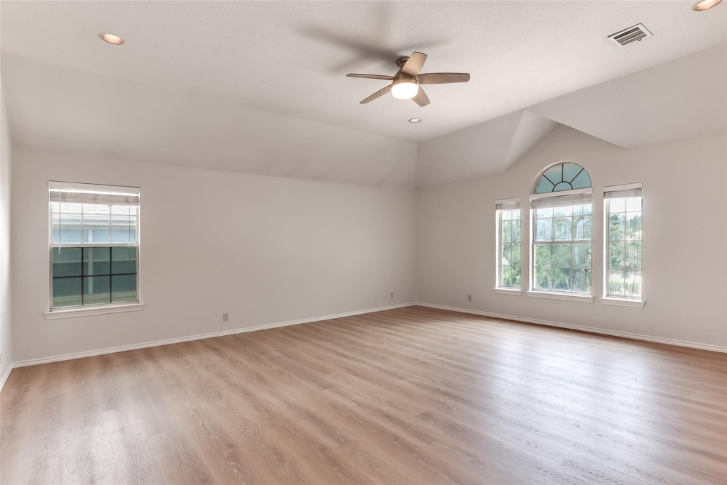 1204 Stepp Bnd - Photo 13