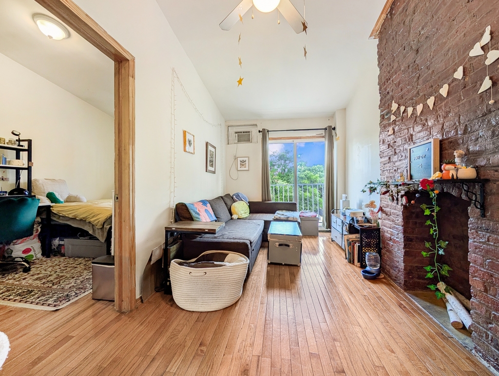 820 Myrtle Avenue - Photo 1