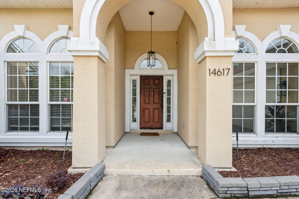 14617 Zachary Drive E - Photo 5