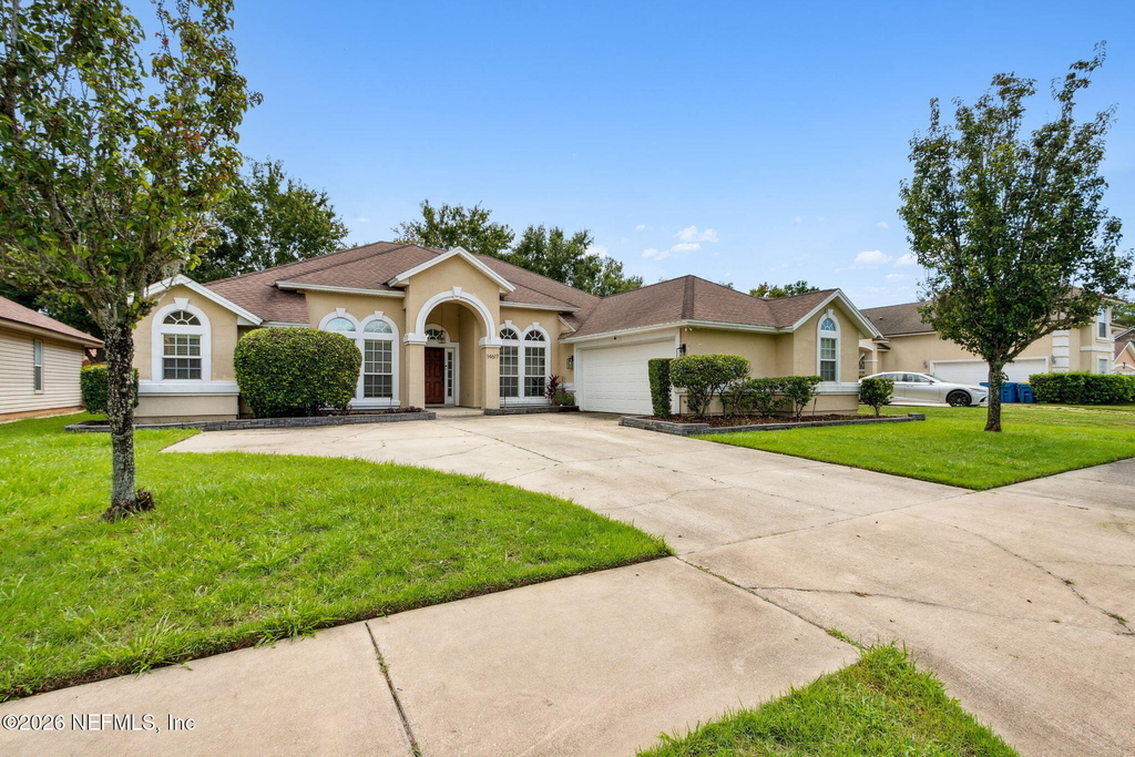 14617 Zachary Drive E - Photo 2