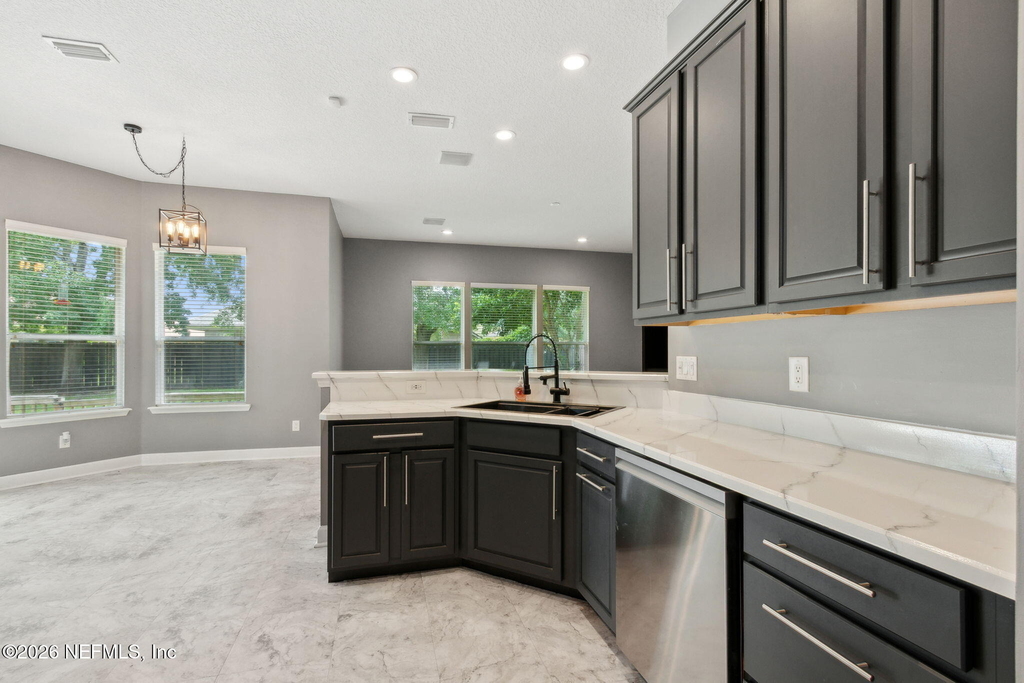 14617 Zachary Drive E - Photo 16