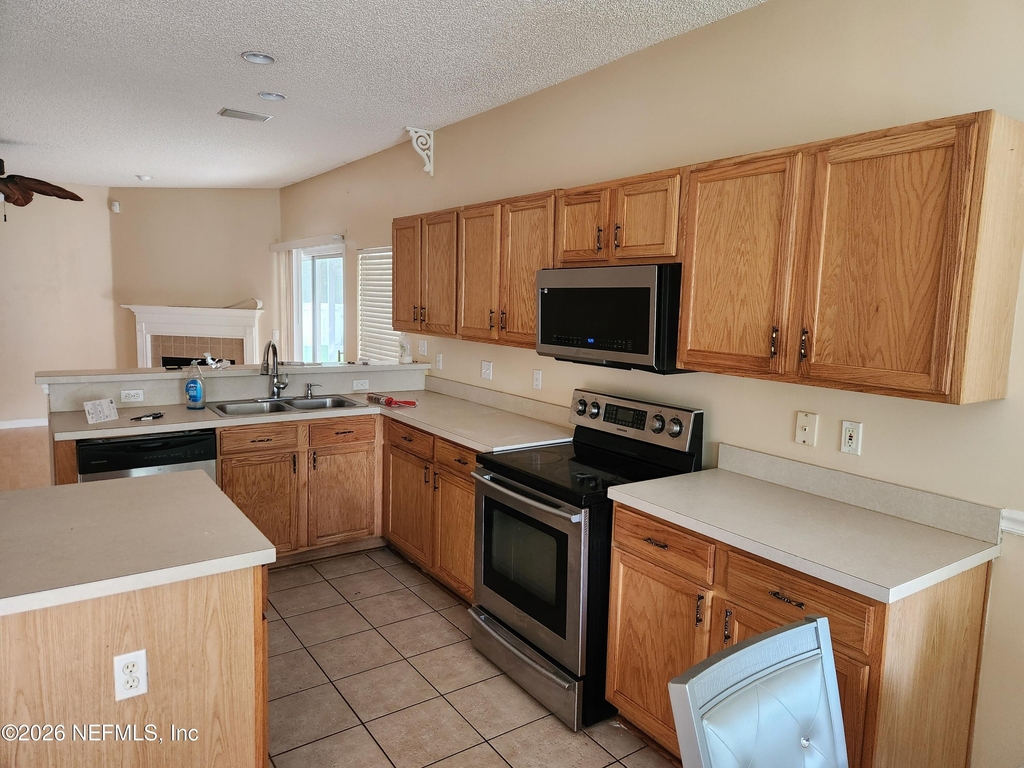 8602 Longford Drive - Photo 19