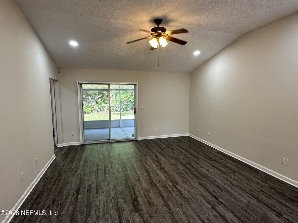 8189 Tessa Terrace E - Photo 16