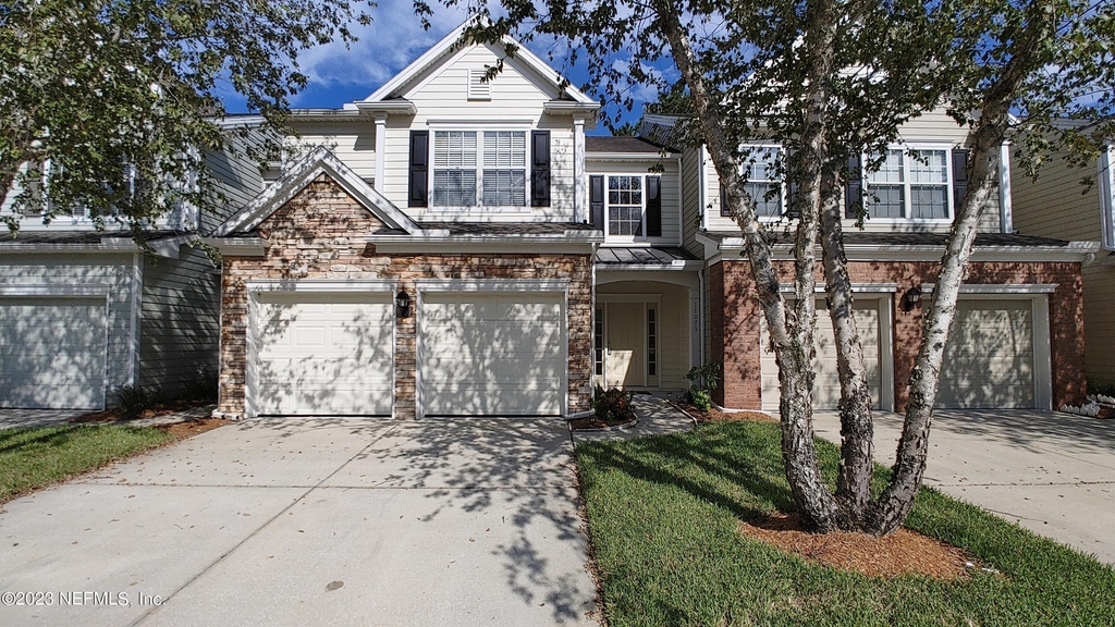 11073 Castlemain Circle E - Photo 0