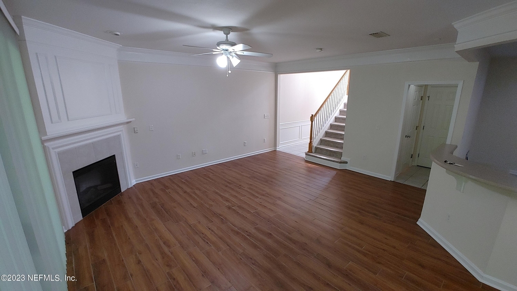 11073 Castlemain Circle E - Photo 8