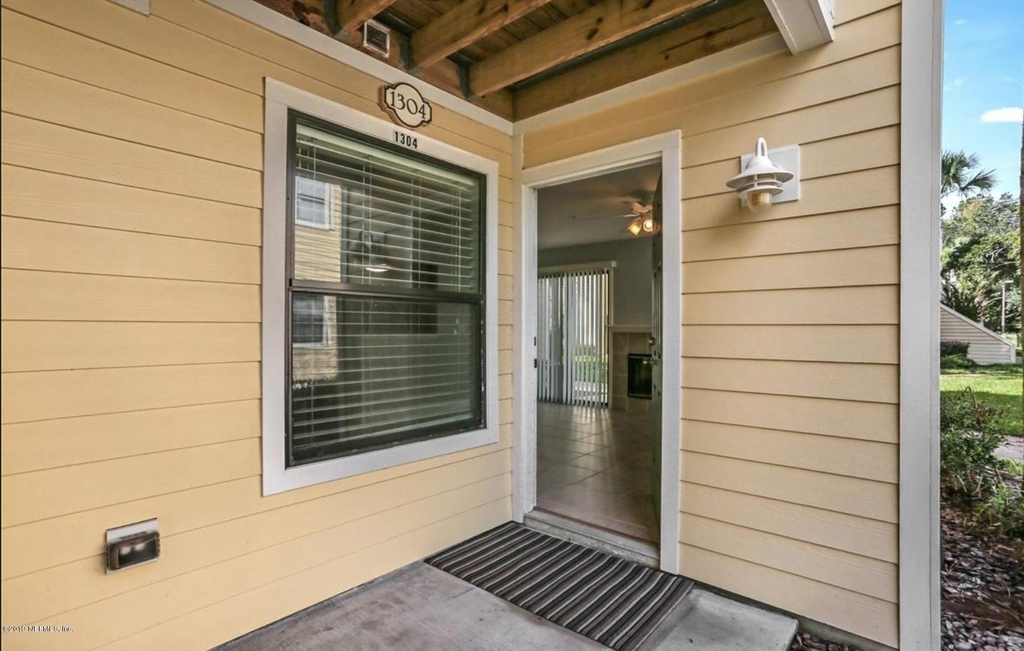 100 Fairway Park Boulevard - Photo 2