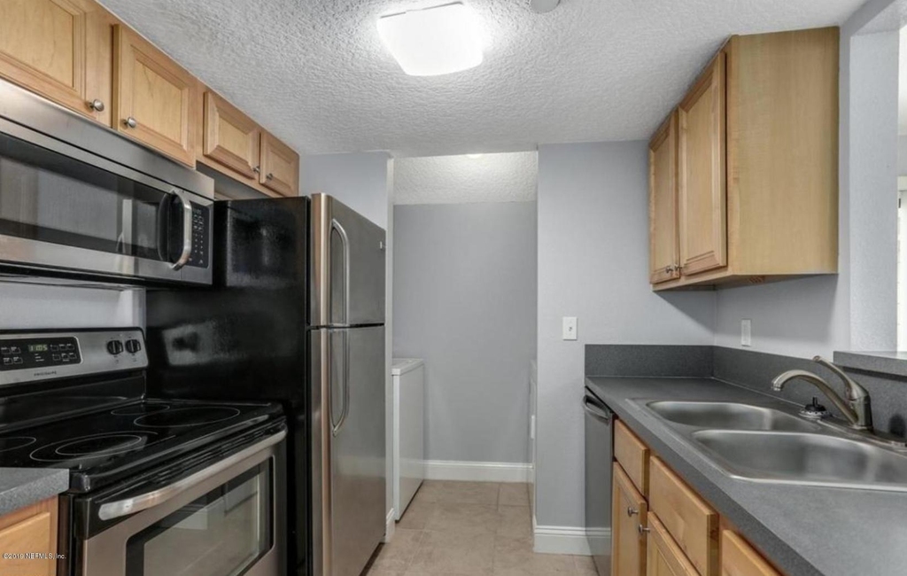 100 Fairway Park Boulevard - Photo 7