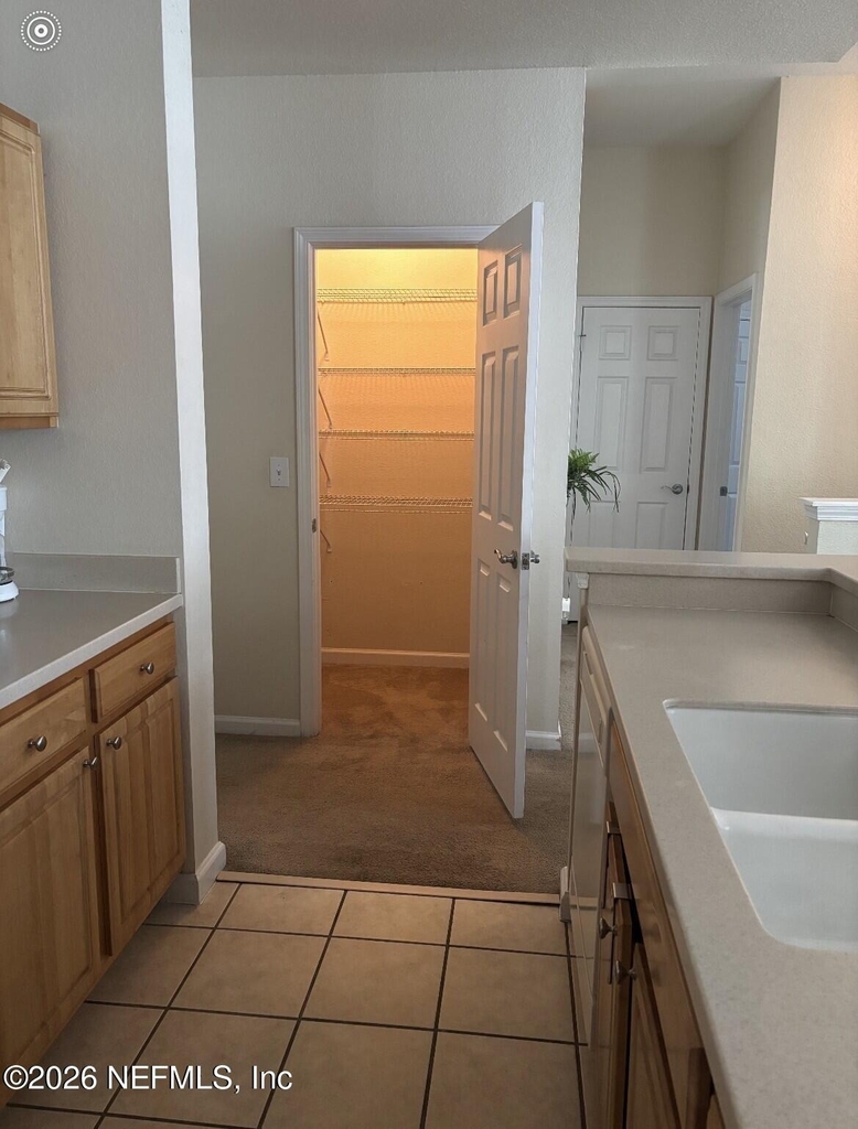 10075 Gate Parkway N - Photo 11