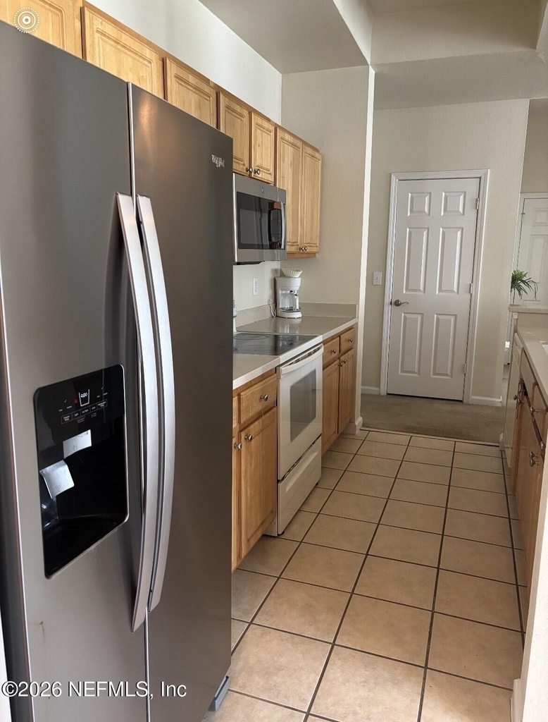 10075 Gate Parkway N - Photo 10