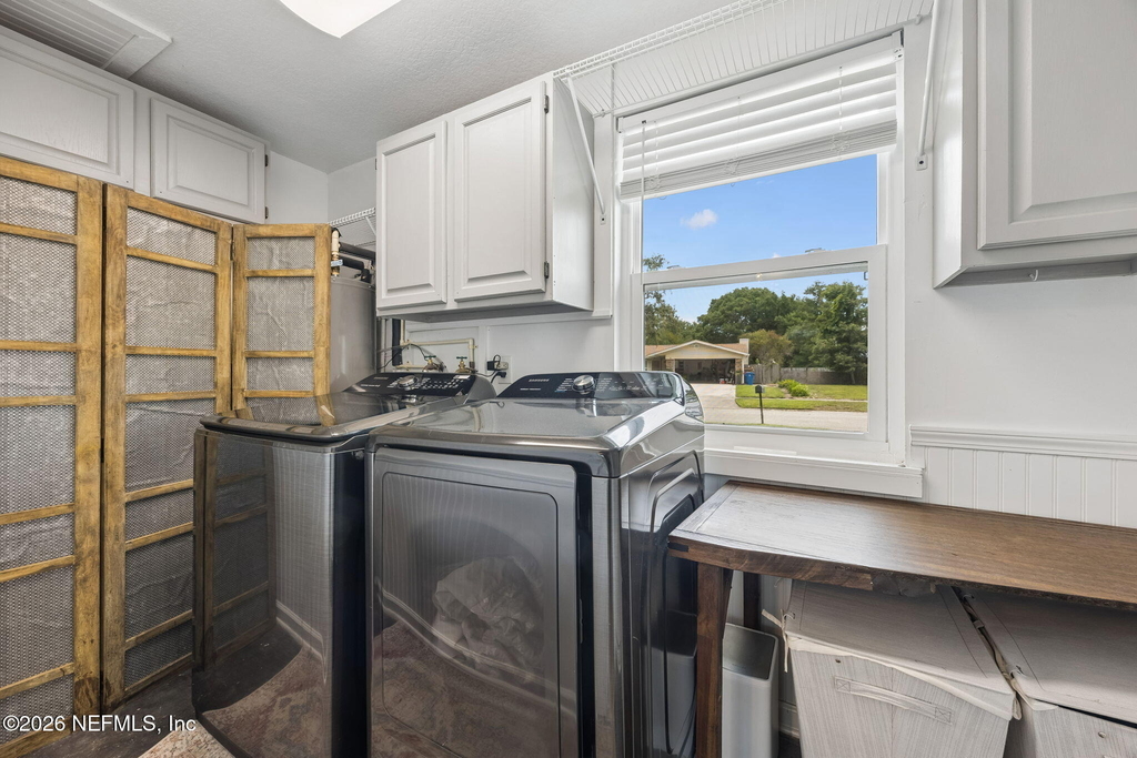 2638 Stern Drive N - Photo 20