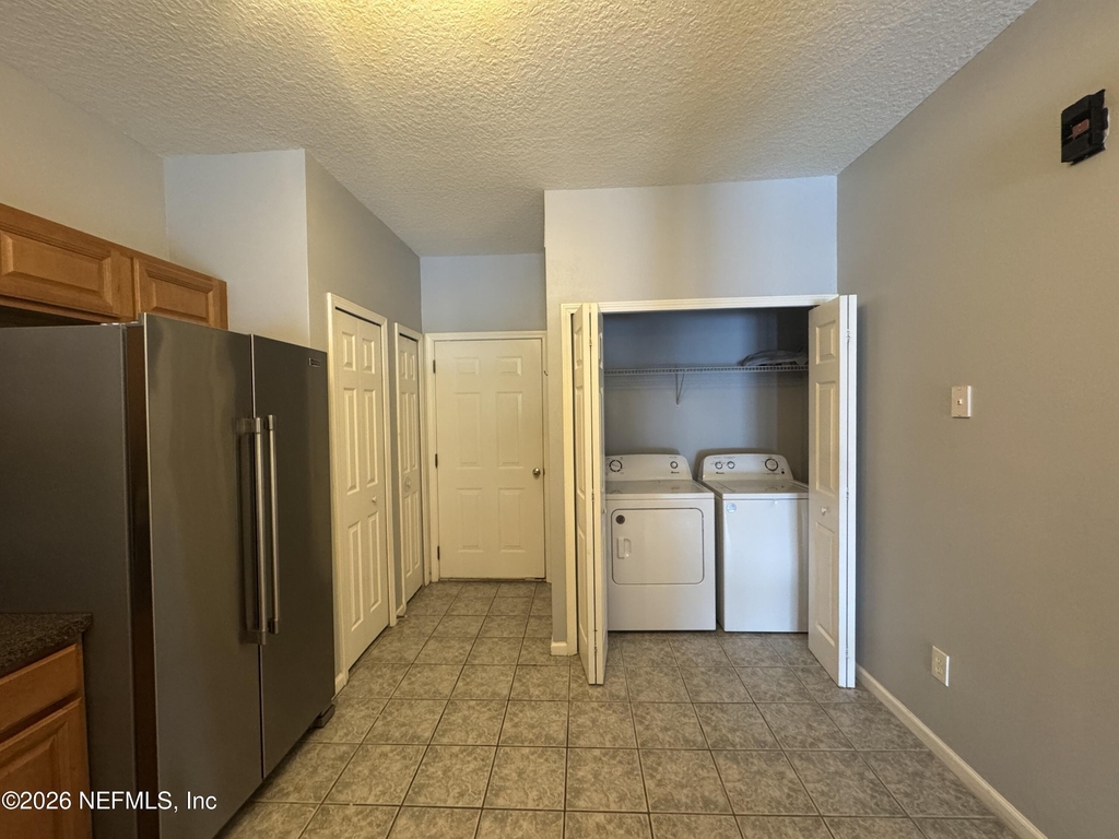 7806 Melvin Road - Photo 11