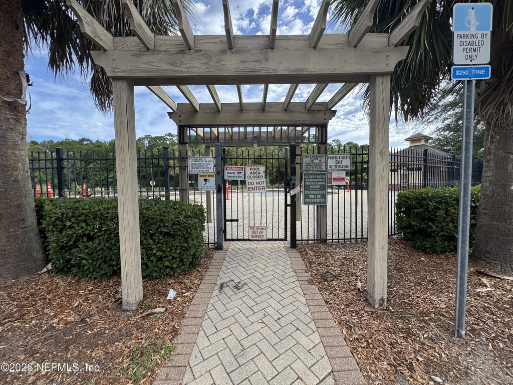 7806 Melvin Road - Photo 24