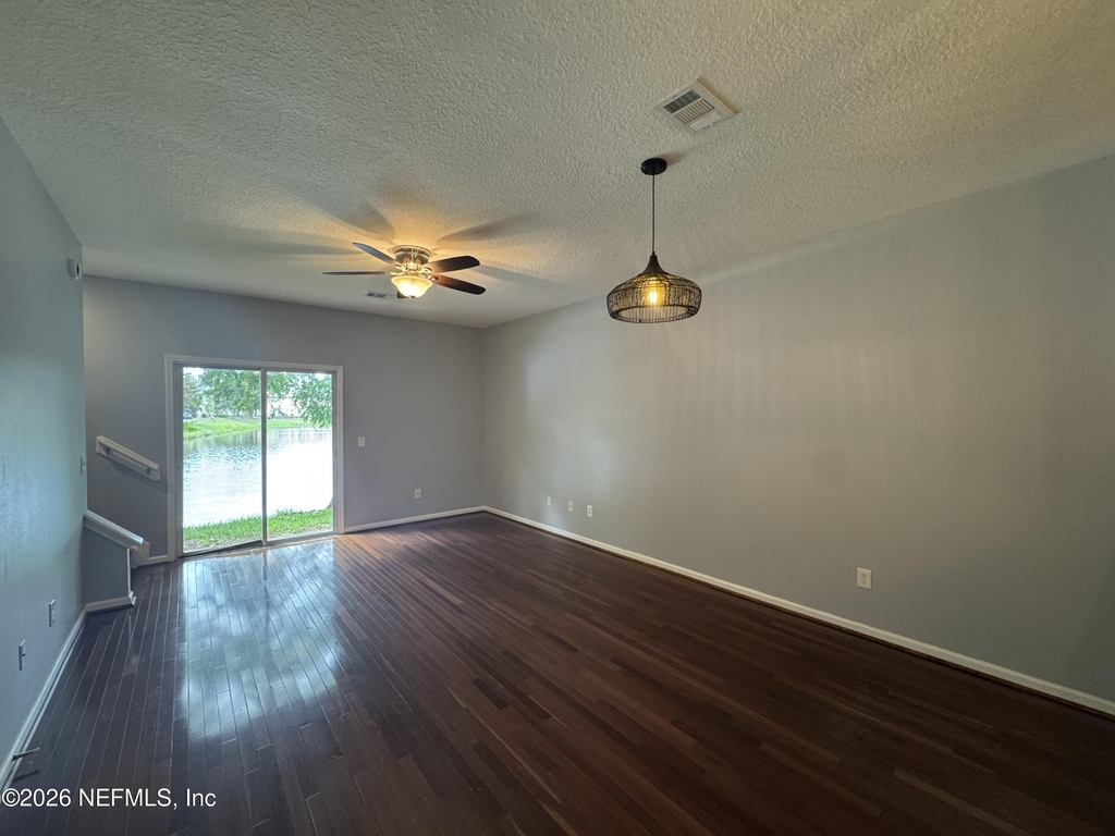 7806 Melvin Road - Photo 5