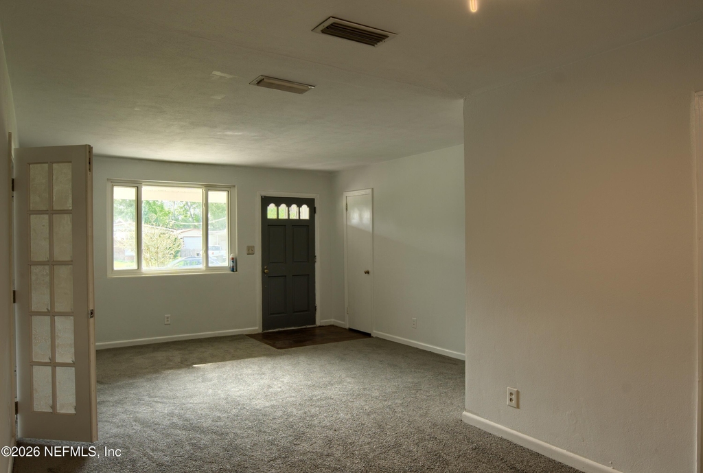 1370 Labelle Street - Photo 20