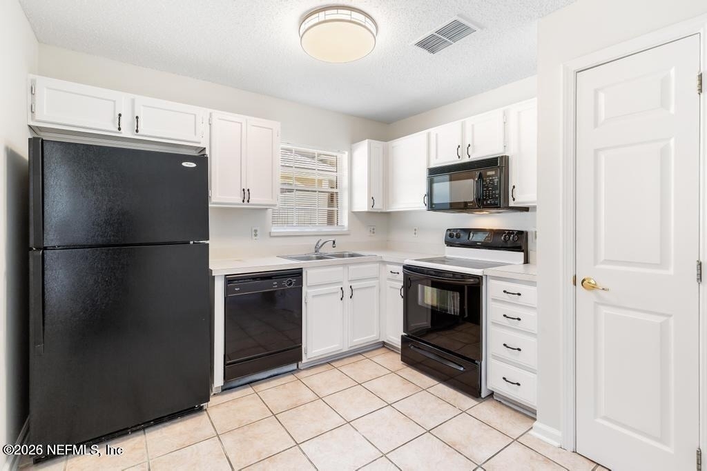 12138 Silver Saddle Drive - Photo 11