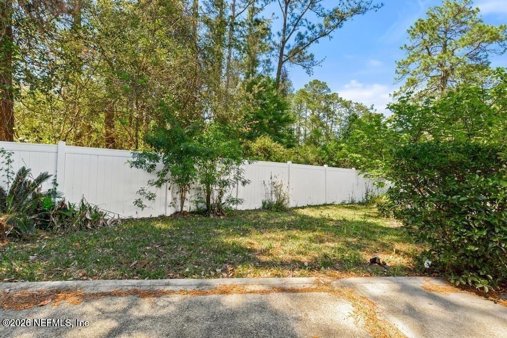 12138 Silver Saddle Drive - Photo 18