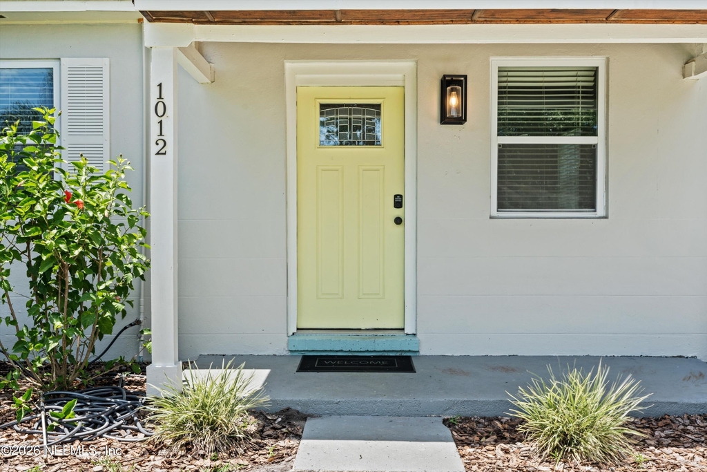 1012 9th Street N - Photo 1