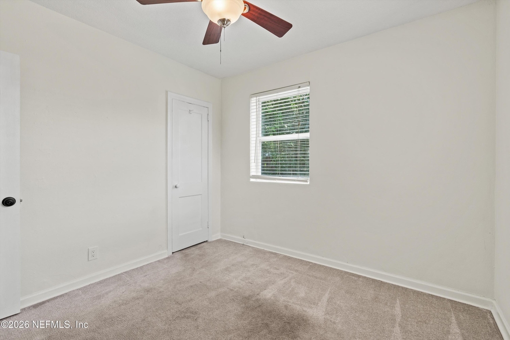 1012 9th Street N - Photo 14
