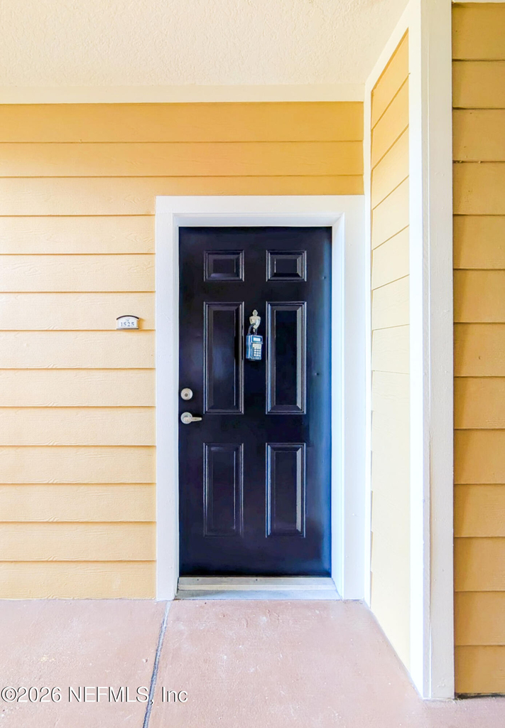 8539 Gate Parkway W - Photo 3