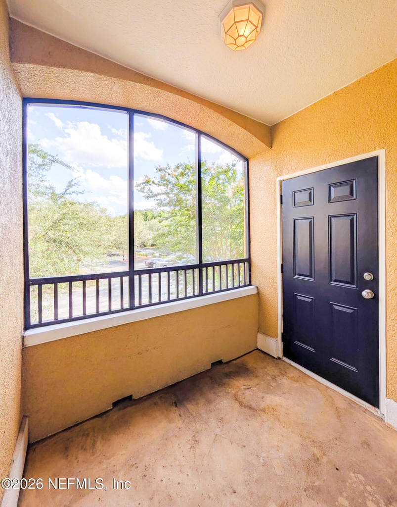 8539 Gate Parkway W - Photo 15