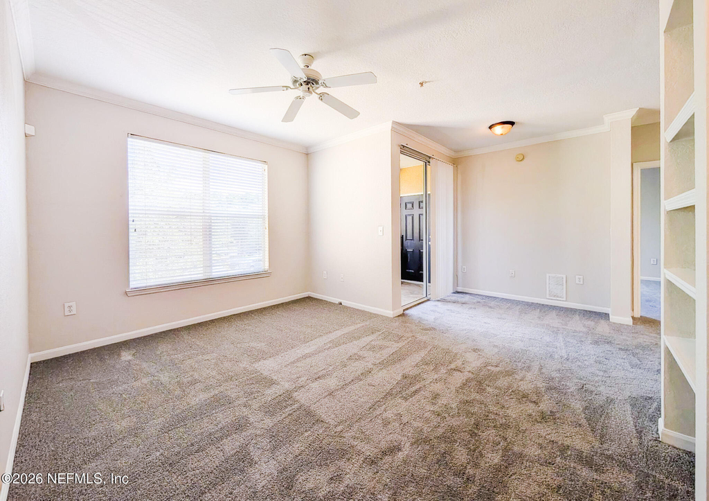 8539 Gate Parkway W - Photo 7