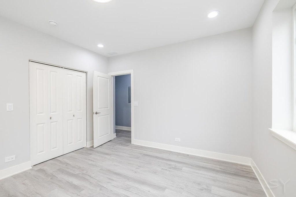1232 S Fairfield Avenue - Photo 9