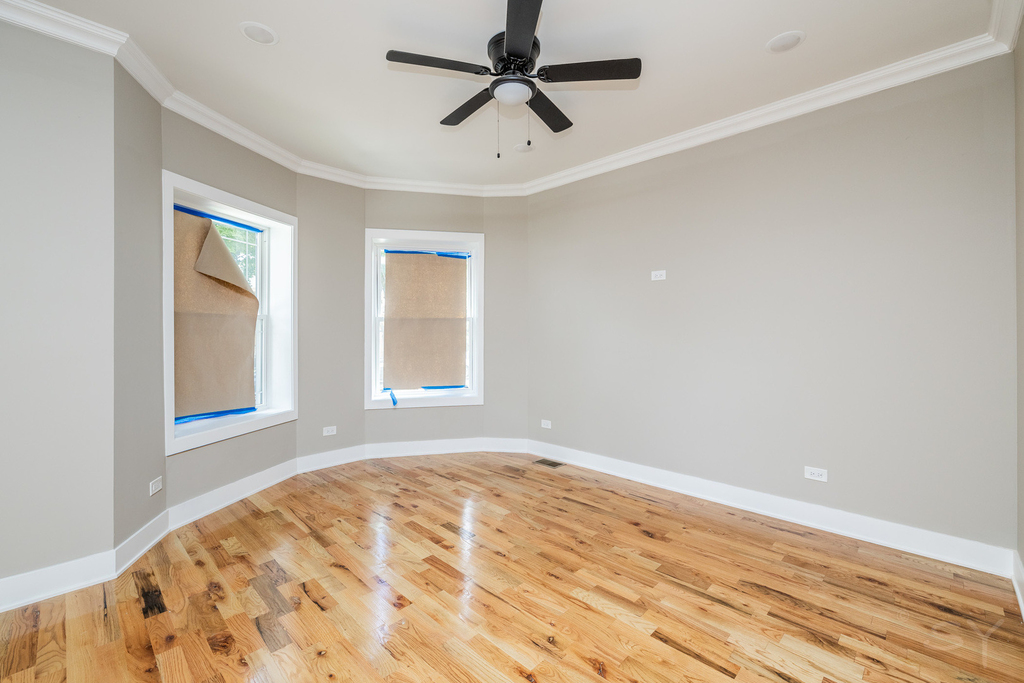 6338 S Vernon Avenue - Photo 2