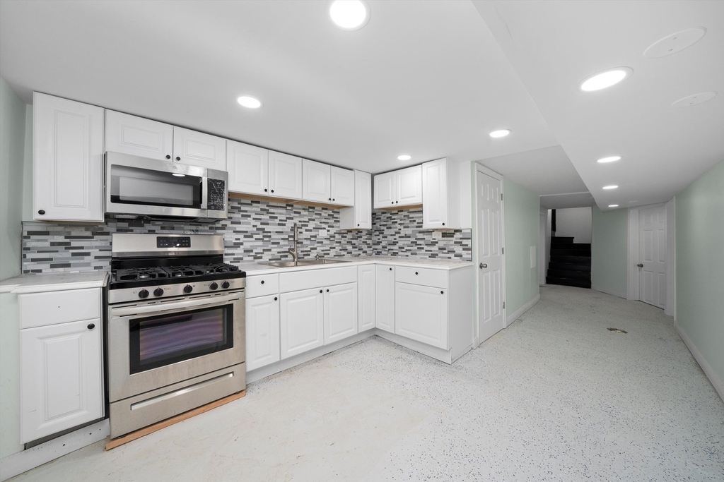 6431 S Artesian Avenue - Photo 6