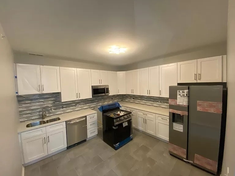 9 W Quincy Street - Photo 2