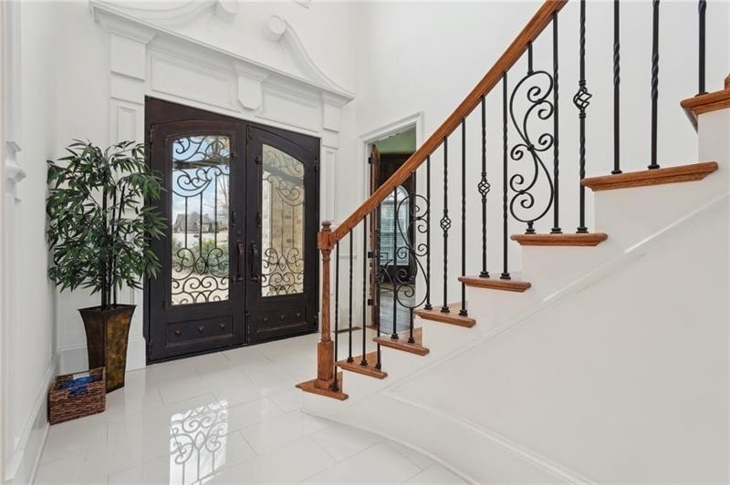 343 Summer Garden Drive - Photo 2