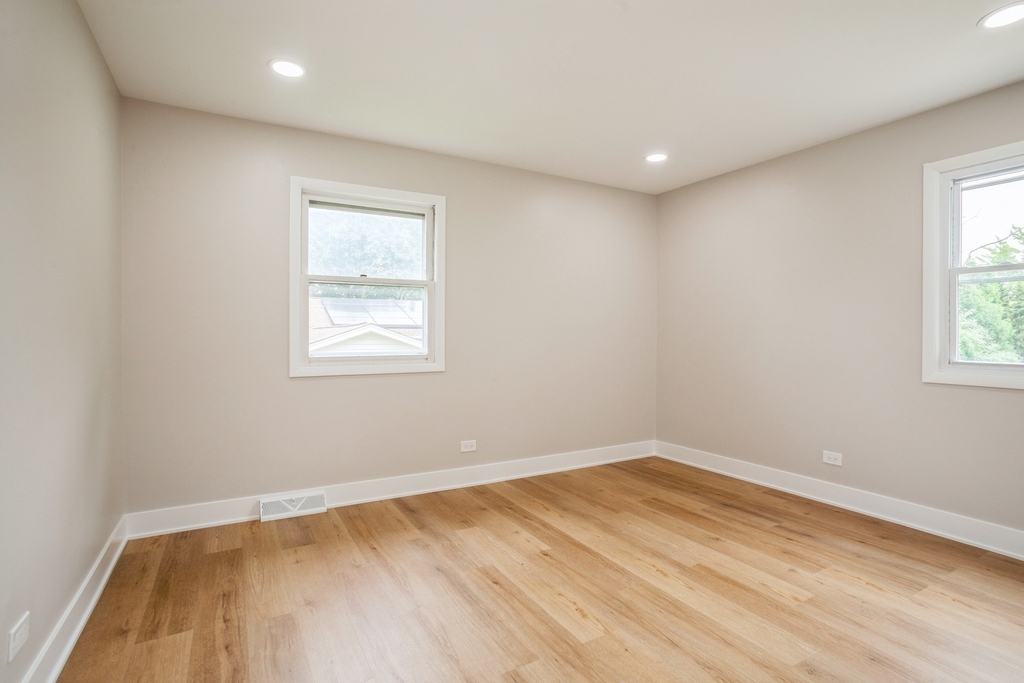 1401 Volkamer Trail - Photo 10