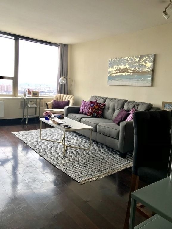 1355 N Sandburg Terrace - Photo 12