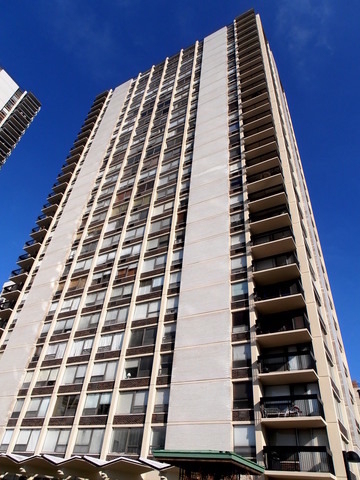 1355 N Sandburg Terrace - Photo 0