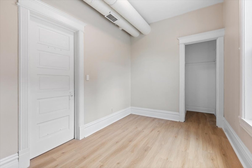 3751 N Clifton Avenue - Photo 11