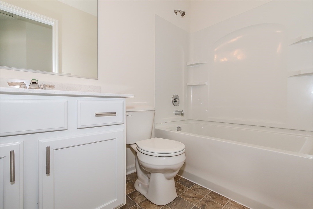 1923 Continental Avenue - Photo 13